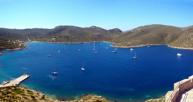 Bateau et catamaran
