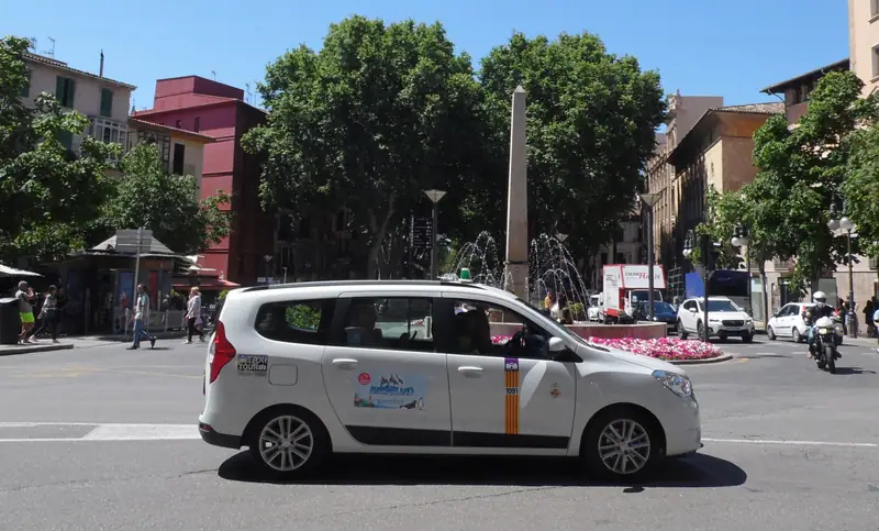 Uber à Palma de Majorque : prix, attente et alternatives moins chères