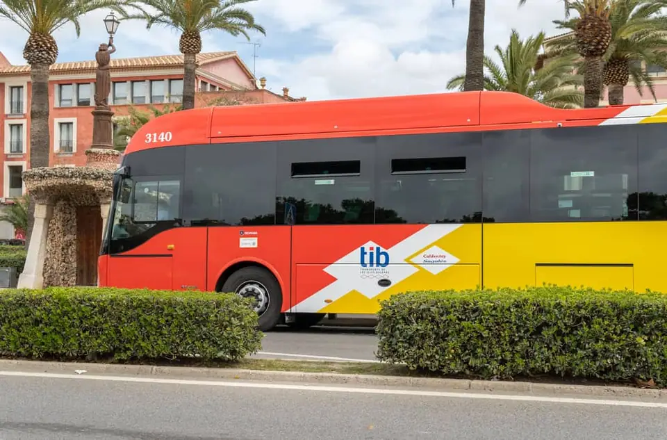 Bus TIB rapide pour aller à Sóller pas cher