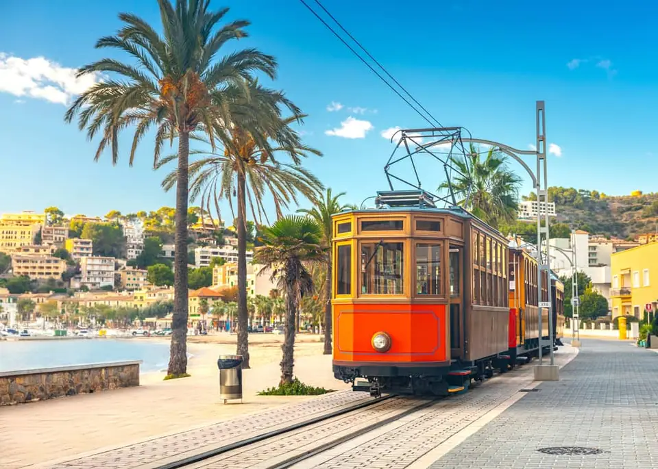 Vieux tramway bois Port de Soller