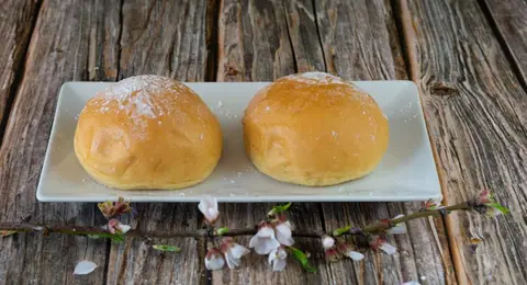 La Coca de Patata saupoudrée de sucre glace, spécialité de Valldemossa.