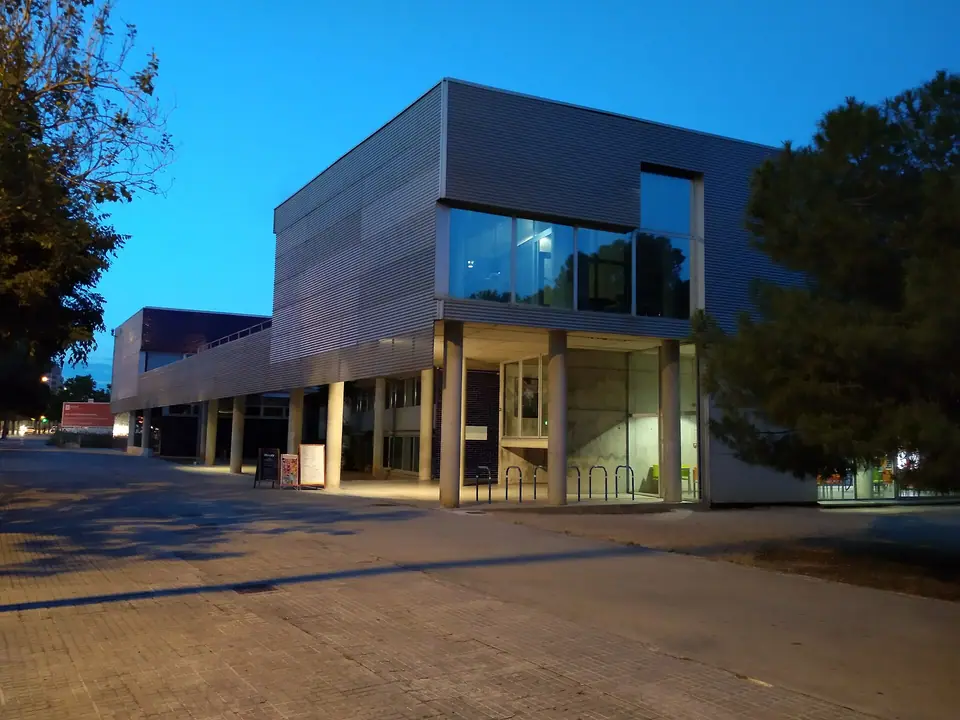 Photo : Bel Miquel Cazorla, CC BY-SA 4.0, via Wikimedia Commons Le bâtiment du Conservatori Superior de Música des Baléares à Palma